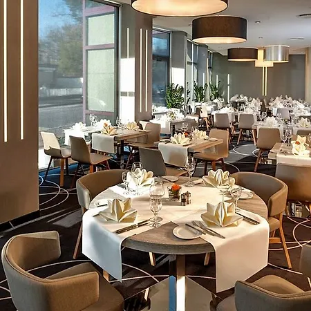 Essential By Dorint Frankfurt-niederrad Szálloda 4*