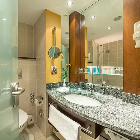 Hotel Essential By Dorint Frankfurt-niederrad 4*