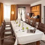 Essential By Dorint Frankfurt-niederrad 4* Φραγκφούρτη