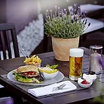 Essential By Dorint Frankfurt-niederrad