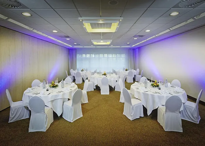 Essential By Dorint Frankfurt-niederrad Hotel